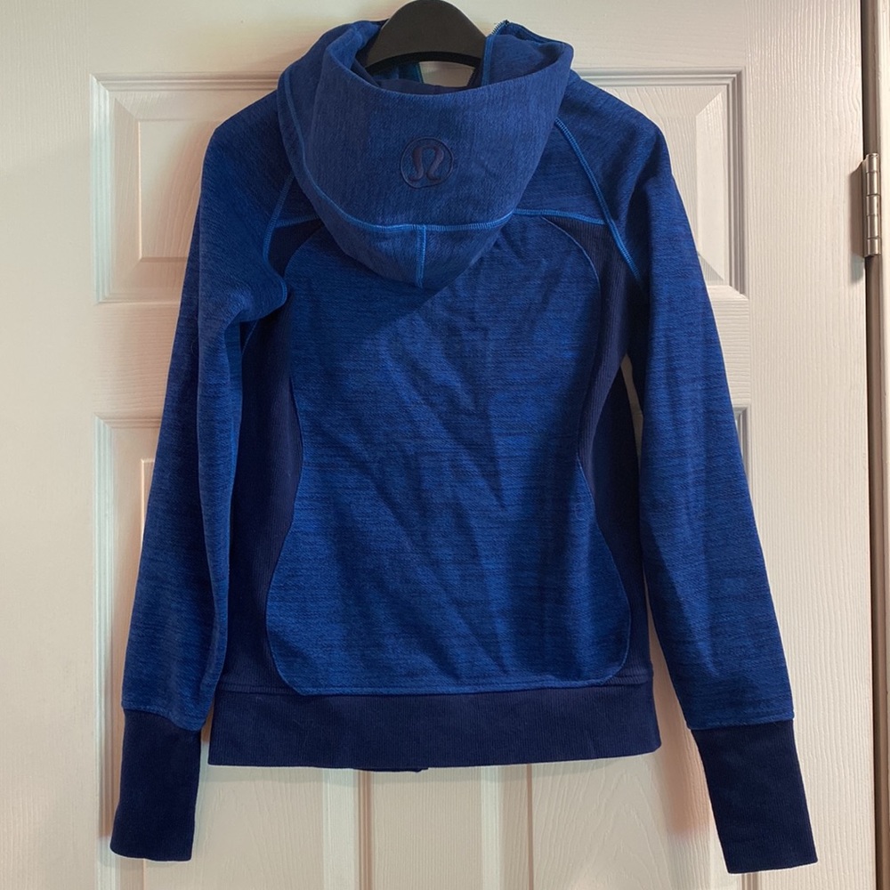 Excellent Condition. Lululemon Jacket - image 4